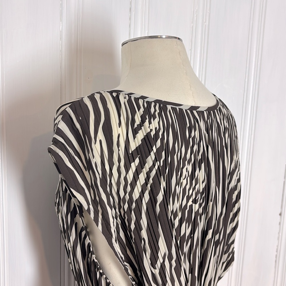 ADDITION ELLE Zebra Print Pleated Midi Dress with Coordinating Belt - Picture 5 of 10